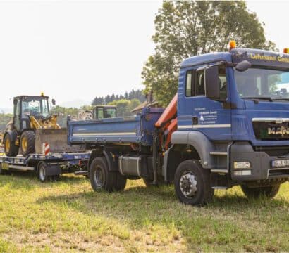 LKW blau