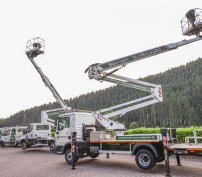 Transporter mit Kran